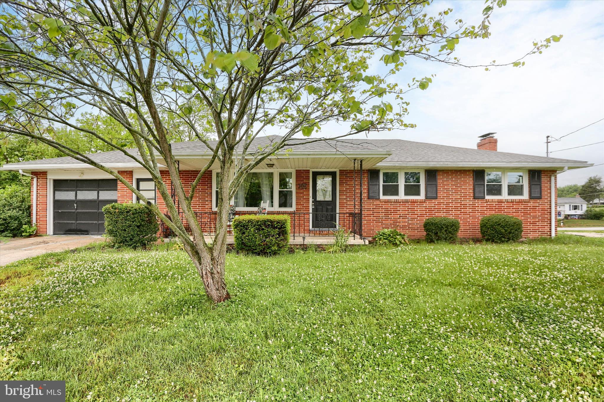 2490 Cedar Road York, PA 17408 - Photo 2 of 41