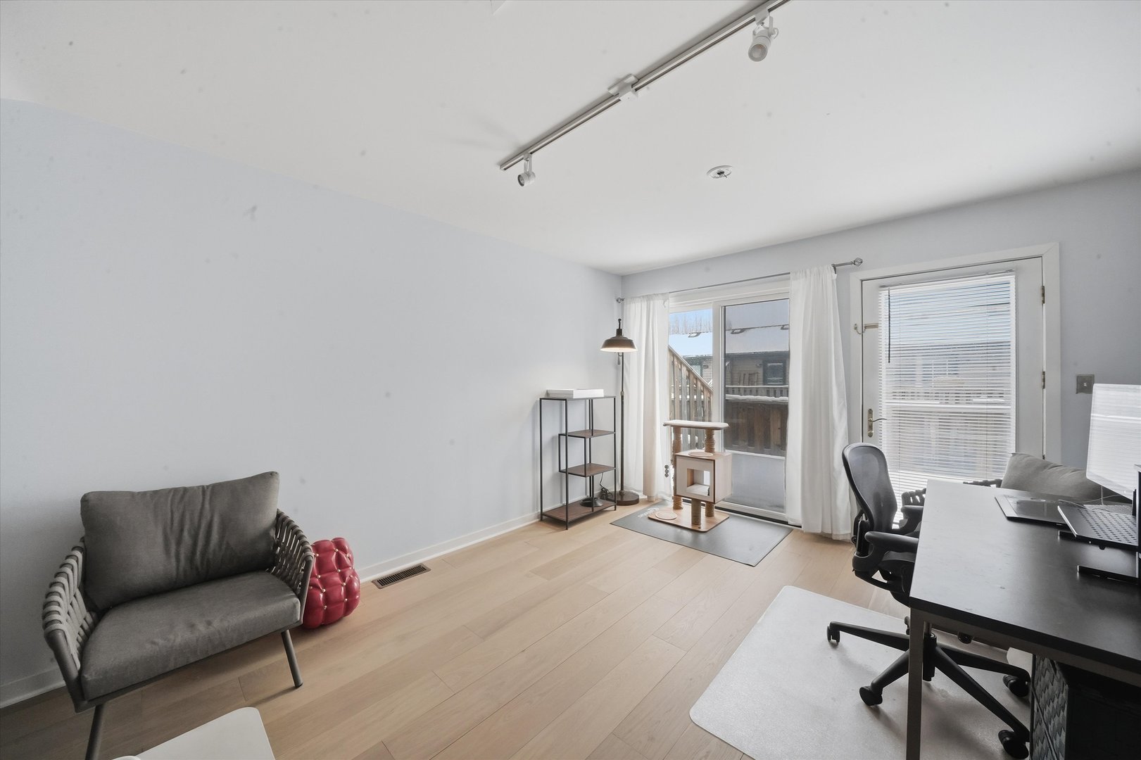 1812 South State Street, Unit 27 Chicago, IL 60616 - Photo 16 of 20