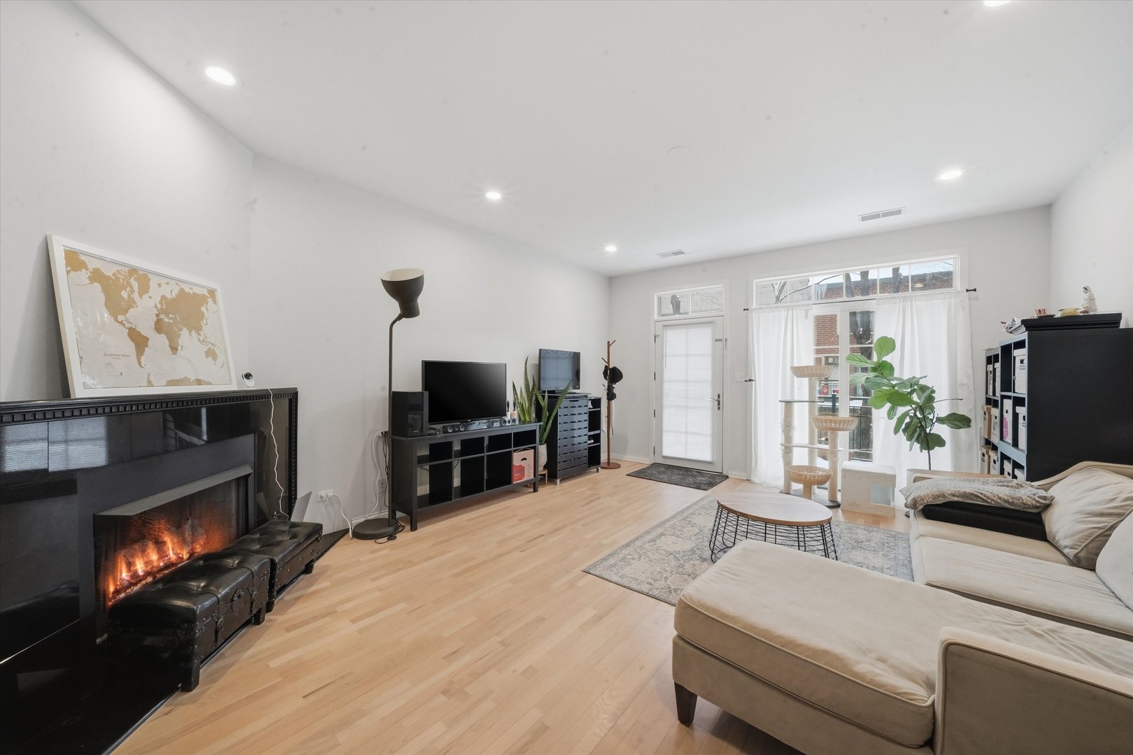 1812 South State Street, Unit 27 Chicago, IL 60616 - Photo 5 of 20