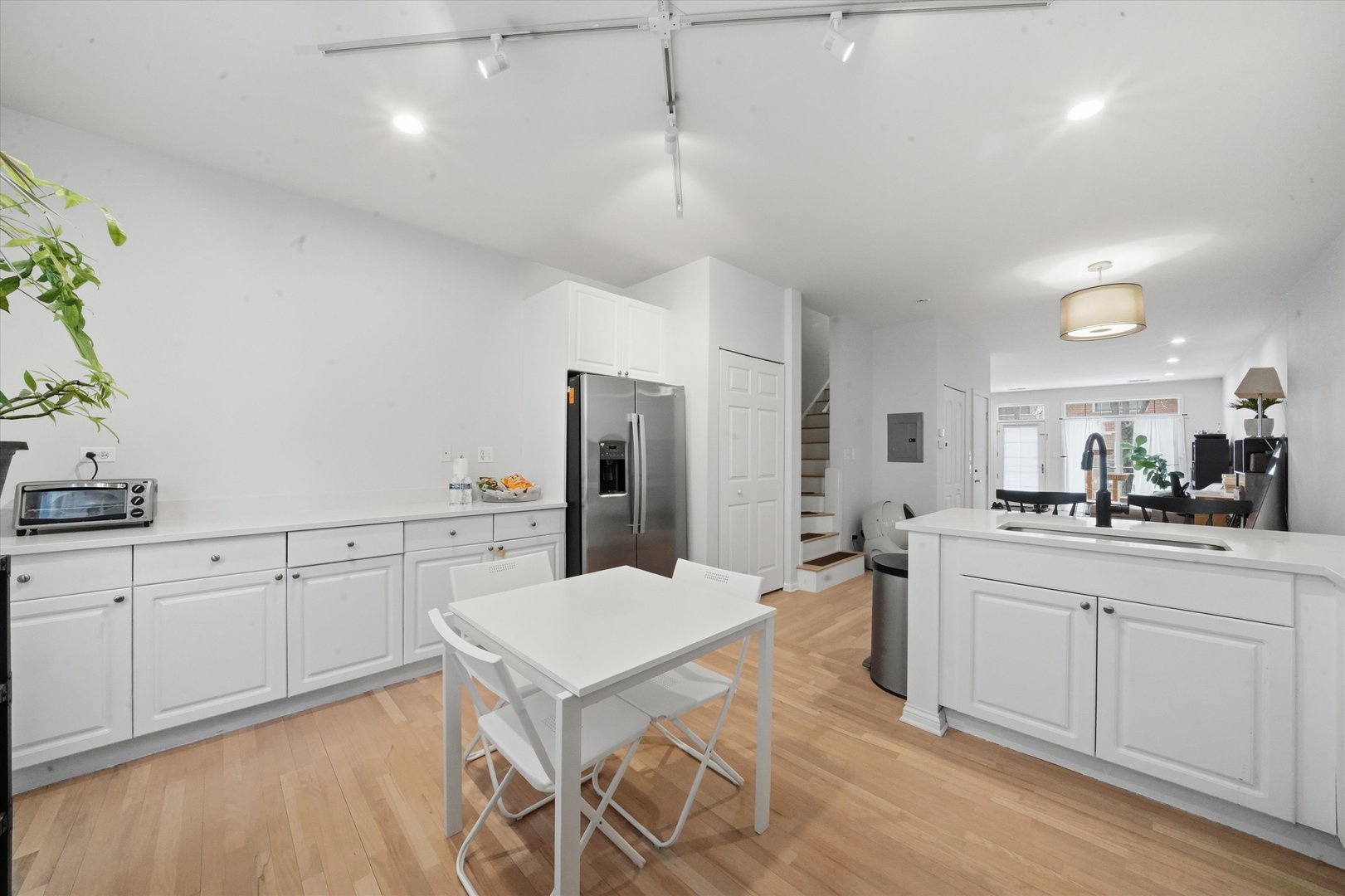 1812 South State Street, Unit 27 Chicago, IL 60616 - Photo 9 of 20