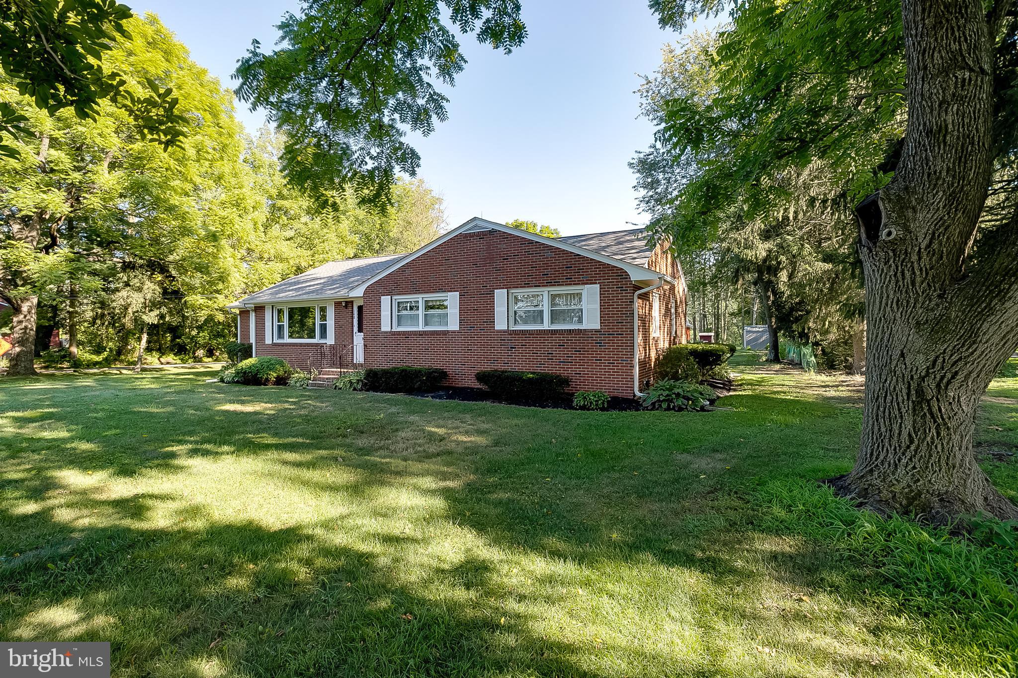148 Pemberton Road Southampton, NJ 08088 - Photo 3 of 30