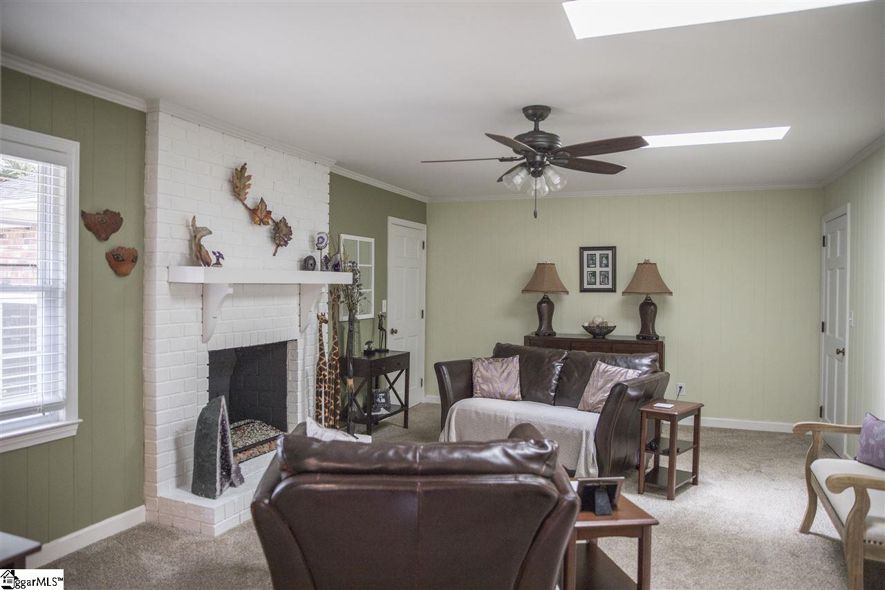719 Richbourg Road Greenville, SC 29615 - Photo 9 of 23 Gallery Image 9