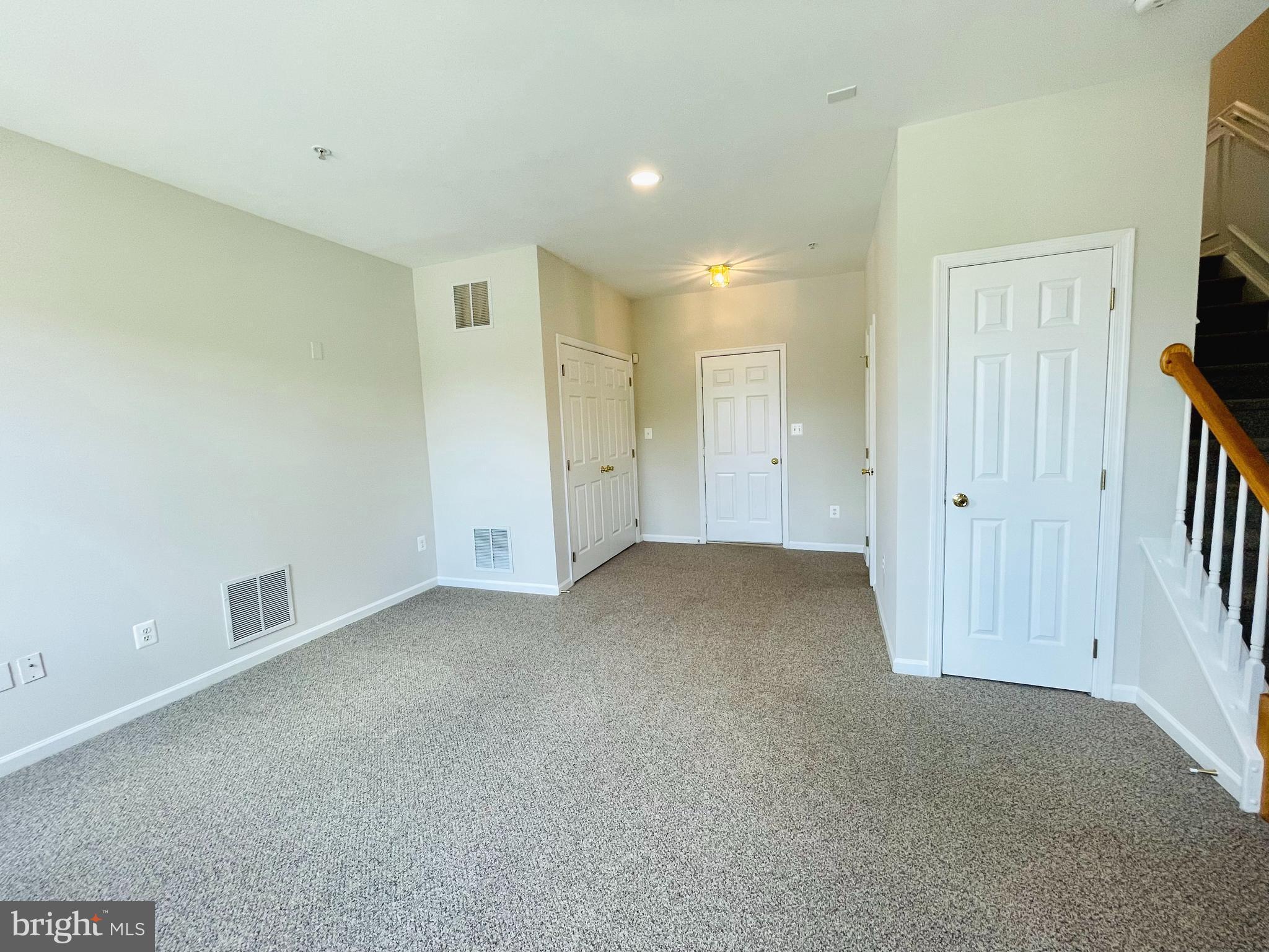 709 Gaither Road Rockville, MD 20850 - Photo 4 of 51