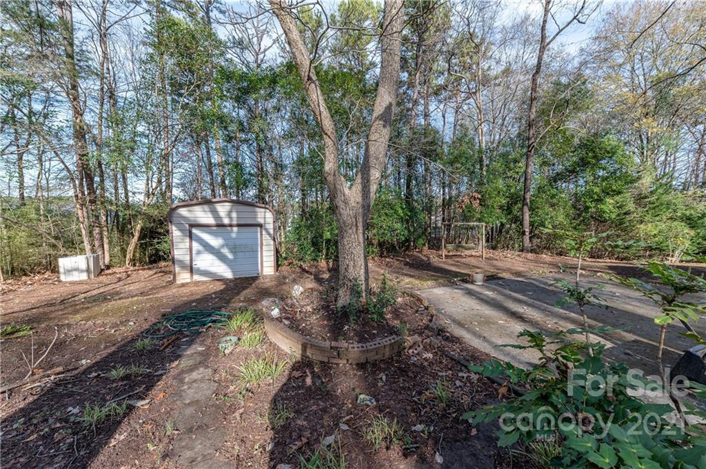 734 Plantation Road Lancaster, SC 29720 - Photo 5 of 32 Gallery Image 5