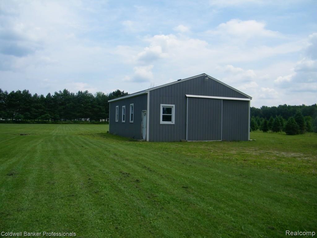 5102 Old State Road North Branch, MI 48461 - Photo 4 of 22