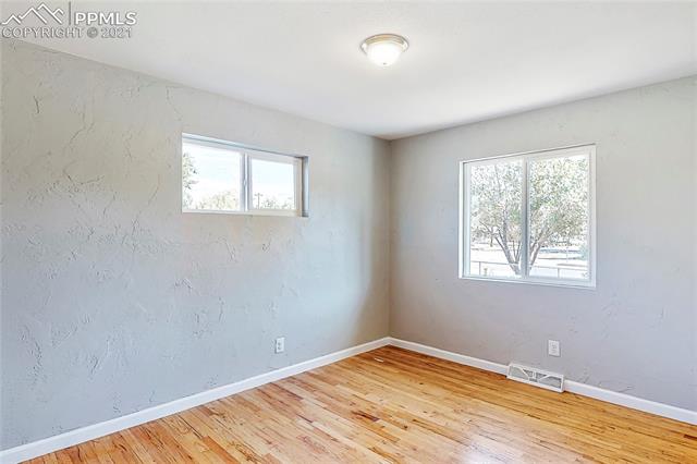 604 Placid Road Colorado Springs, CO 80910 - Photo 10 of 27 Gallery Image 10