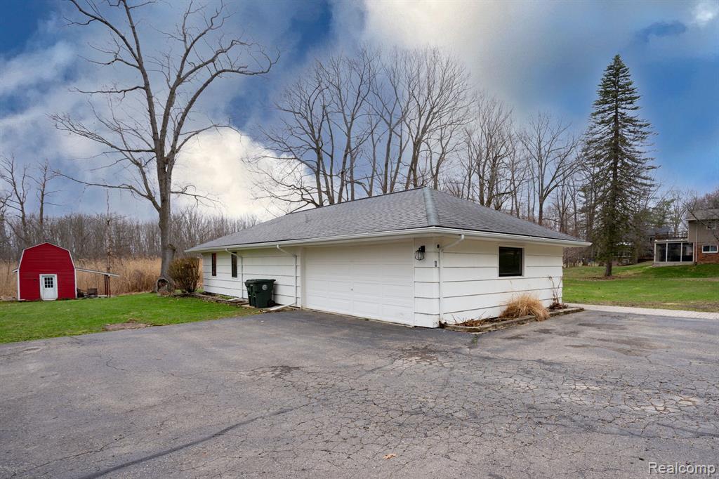 1530 South Baldwin Road Lake Orion, MI 48360 - Photo 35 of 37