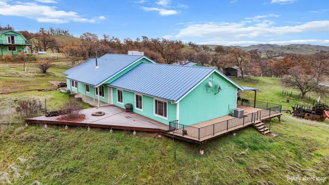 $425,000 | 4255 Marcella Road, Igo, CA 96047