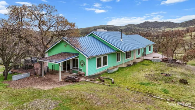 $425,000 | 4255 Marcella Road, Igo, CA 96047