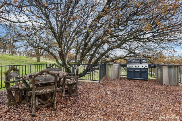 $425,000 | 4255 Marcella Road, Igo, CA 96047