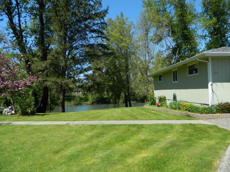 3676 Leonard Road Grants Pass, OR 97527 - Photo 4 of 35 Additional Photo