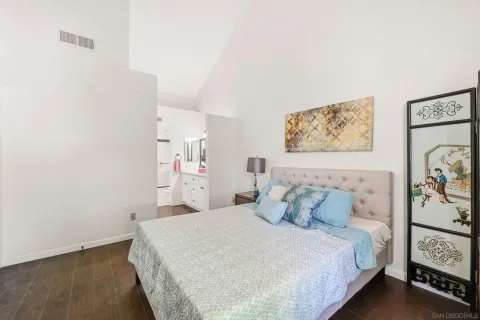 $595,000 | 11510 Caminito La Bar, Unit 136, San Diego, CA 92126