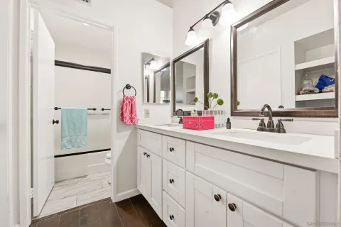 $595,000 | 11510 Caminito La Bar, Unit 136, San Diego, CA 92126