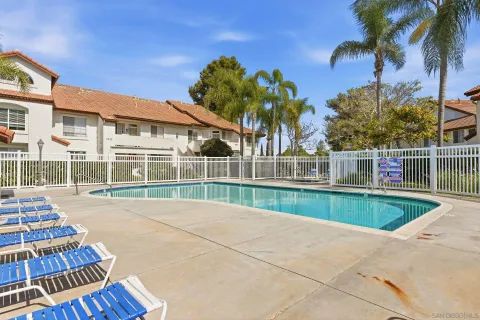 $595,000 | 11510 Caminito La Bar, Unit 136, San Diego, CA 92126