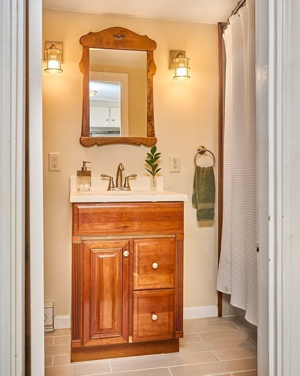3 Aqua Vitae Road Hadley, MA 01035 - Photo 17 of 34 Gallery Image 17