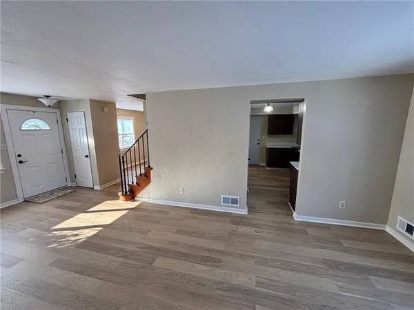 $2,300 | 330 Long Drive, Pittsburgh, PA 15241