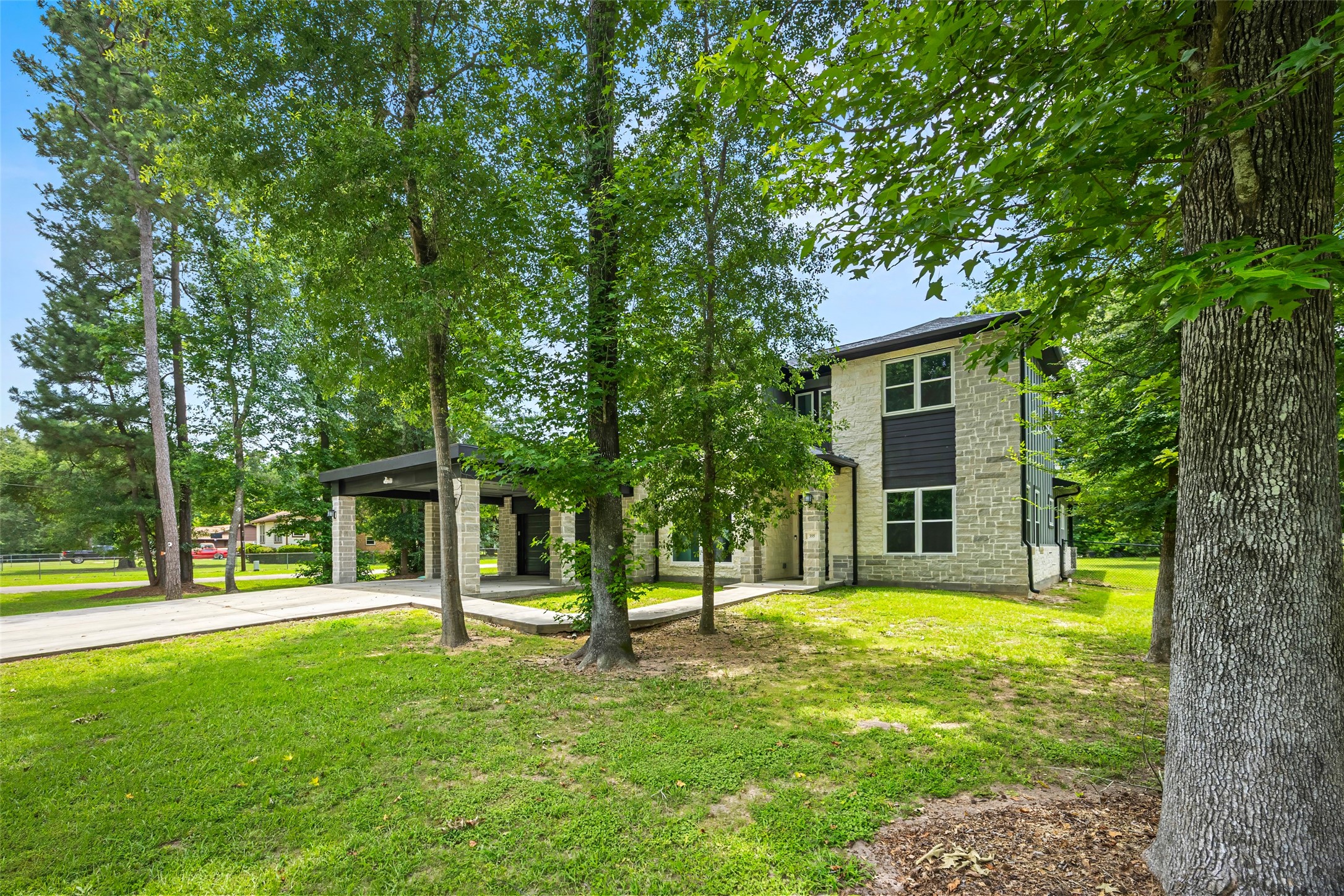 355 County Road 3664 Splendora, TX 77372 - Photo 3 of 35