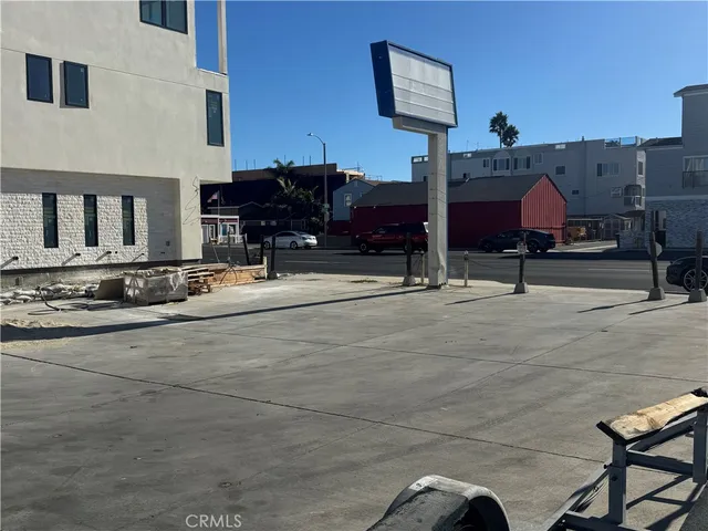 a view of a living room with furniture
