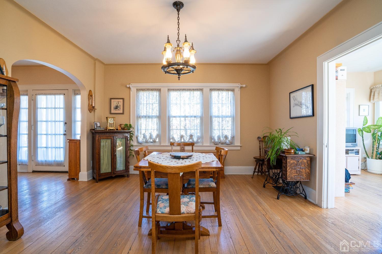 330 Franklin Road North Brunswick, NJ 08902 - Photo 10 of 36 Gallery Image 10