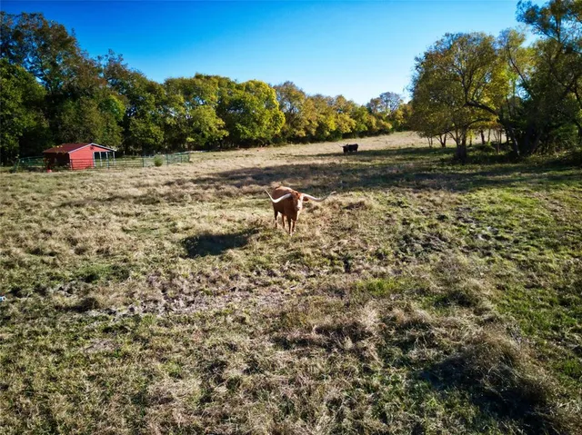 $858,100 | 956 County Road 4231, Bonham, TX 75418