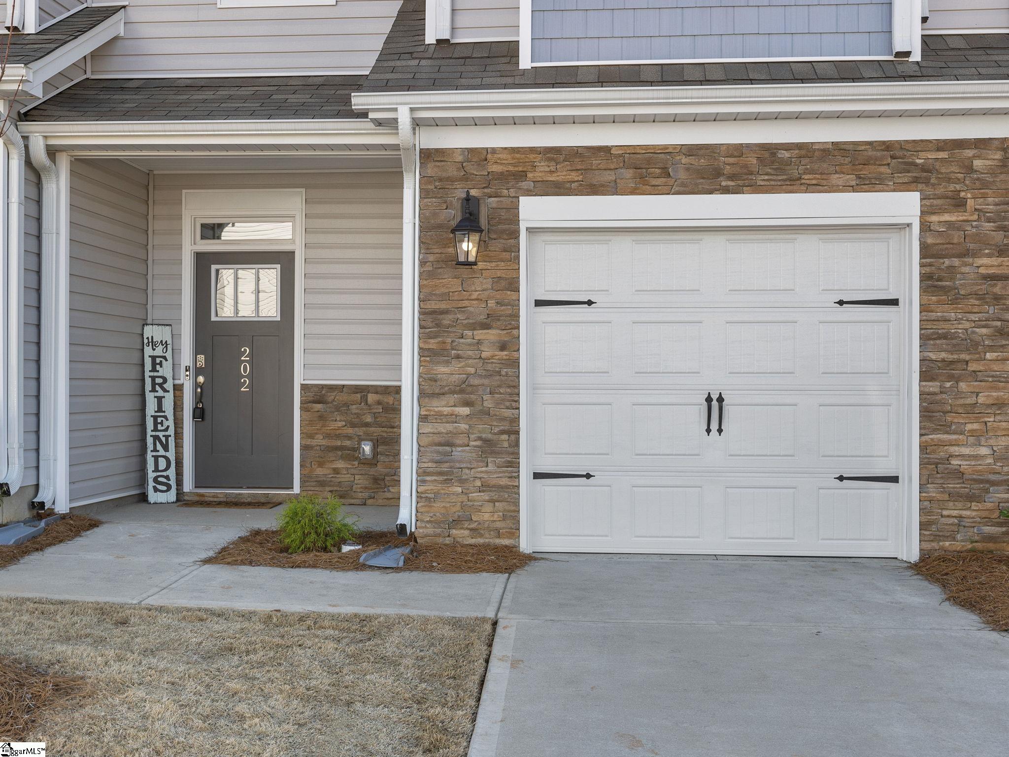 202 Planters Place Greer, SC 29650 - Photo 3 of 26 Gallery Image 3
