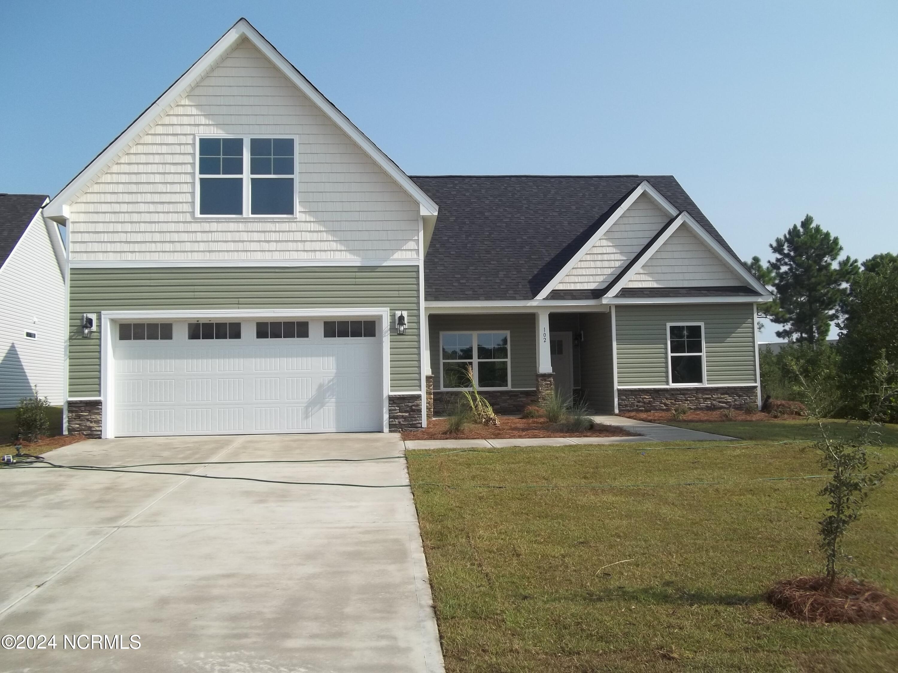 102 Paver Lane Hampstead, NC 28443 - Photo 2 of 48 100_5669