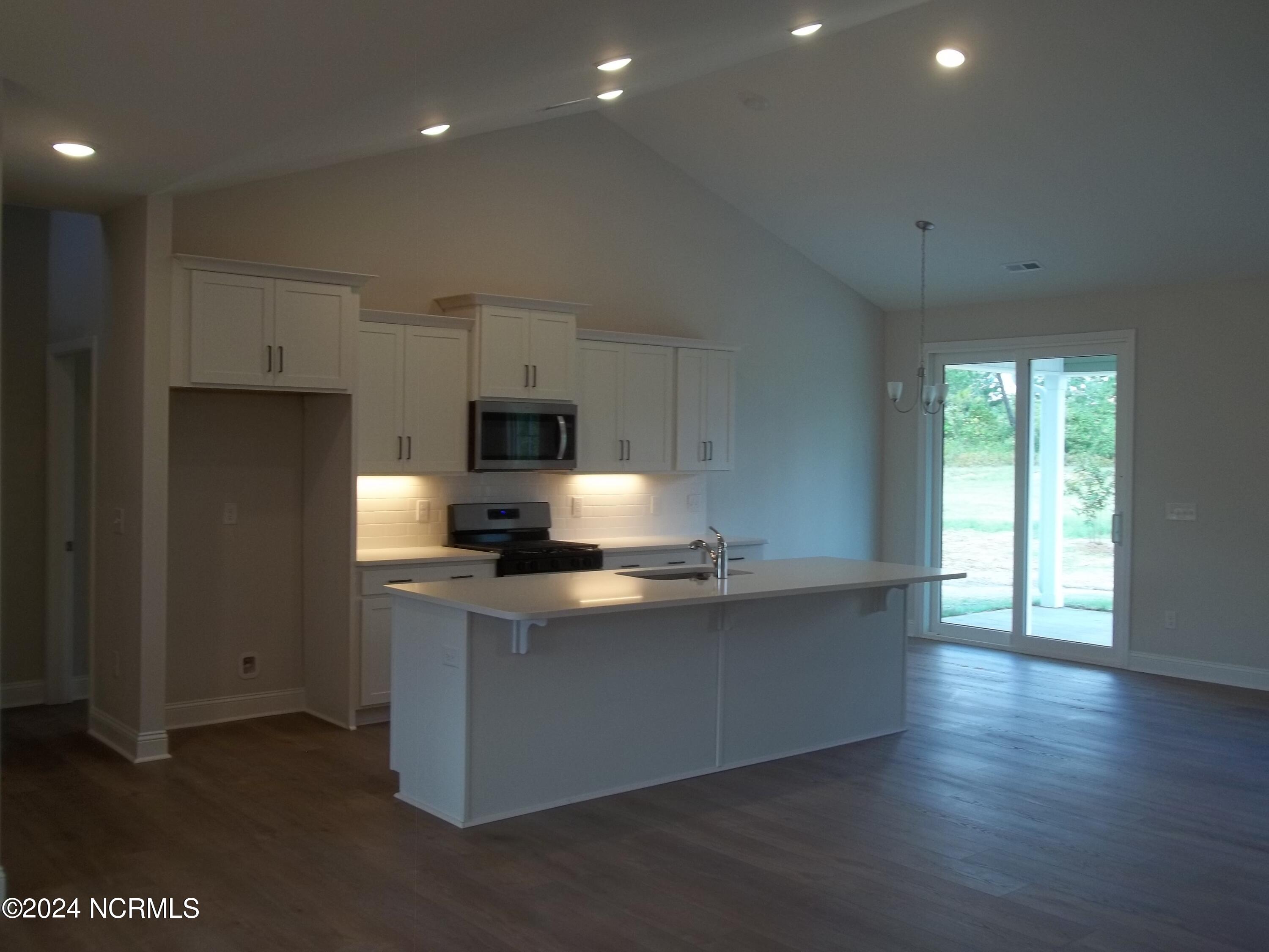 102 Paver Lane Hampstead, NC 28443 - Photo 24 of 48 100_5687