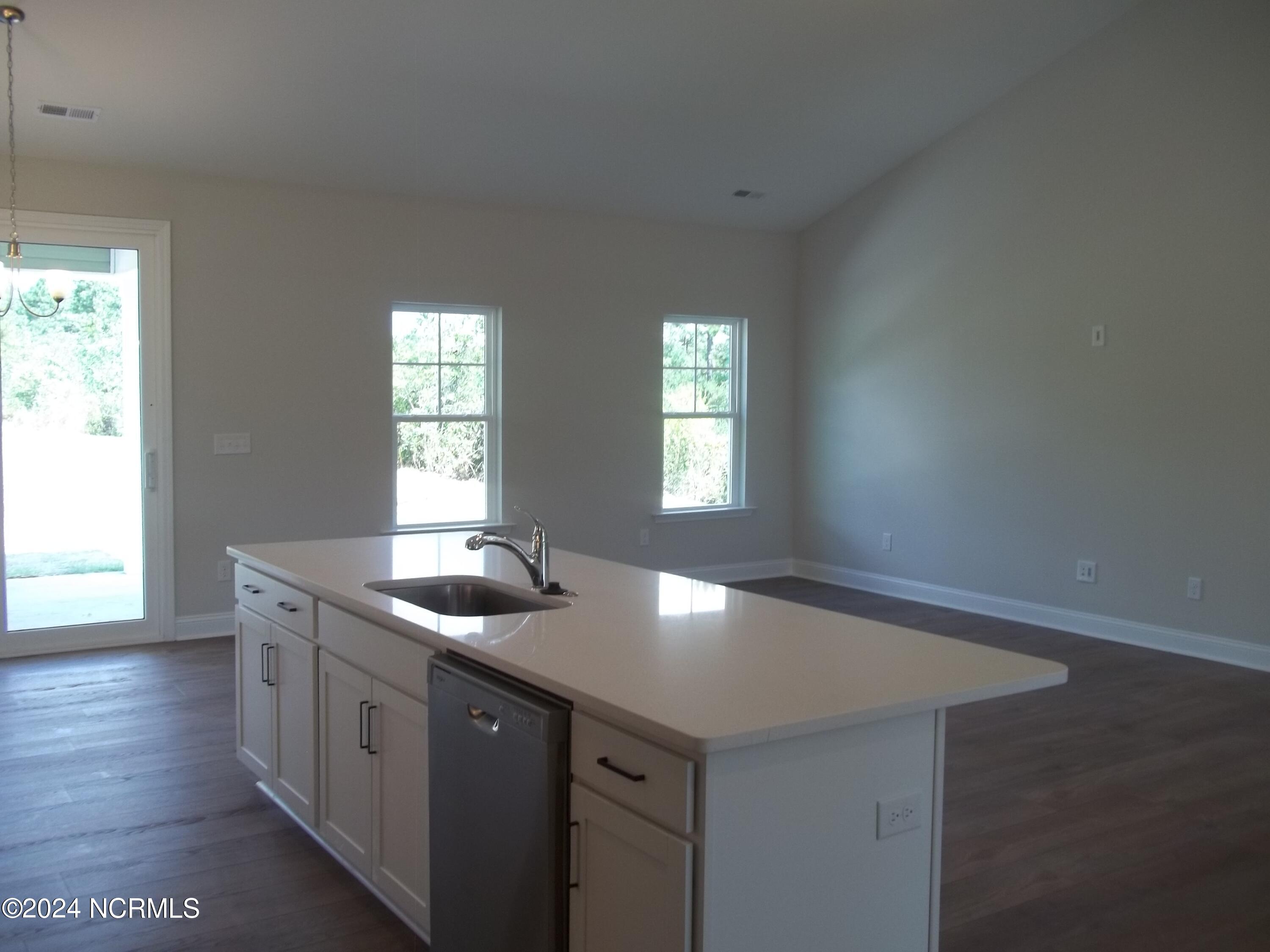 102 Paver Lane Hampstead, NC 28443 - Photo 31 of 48 100_5695