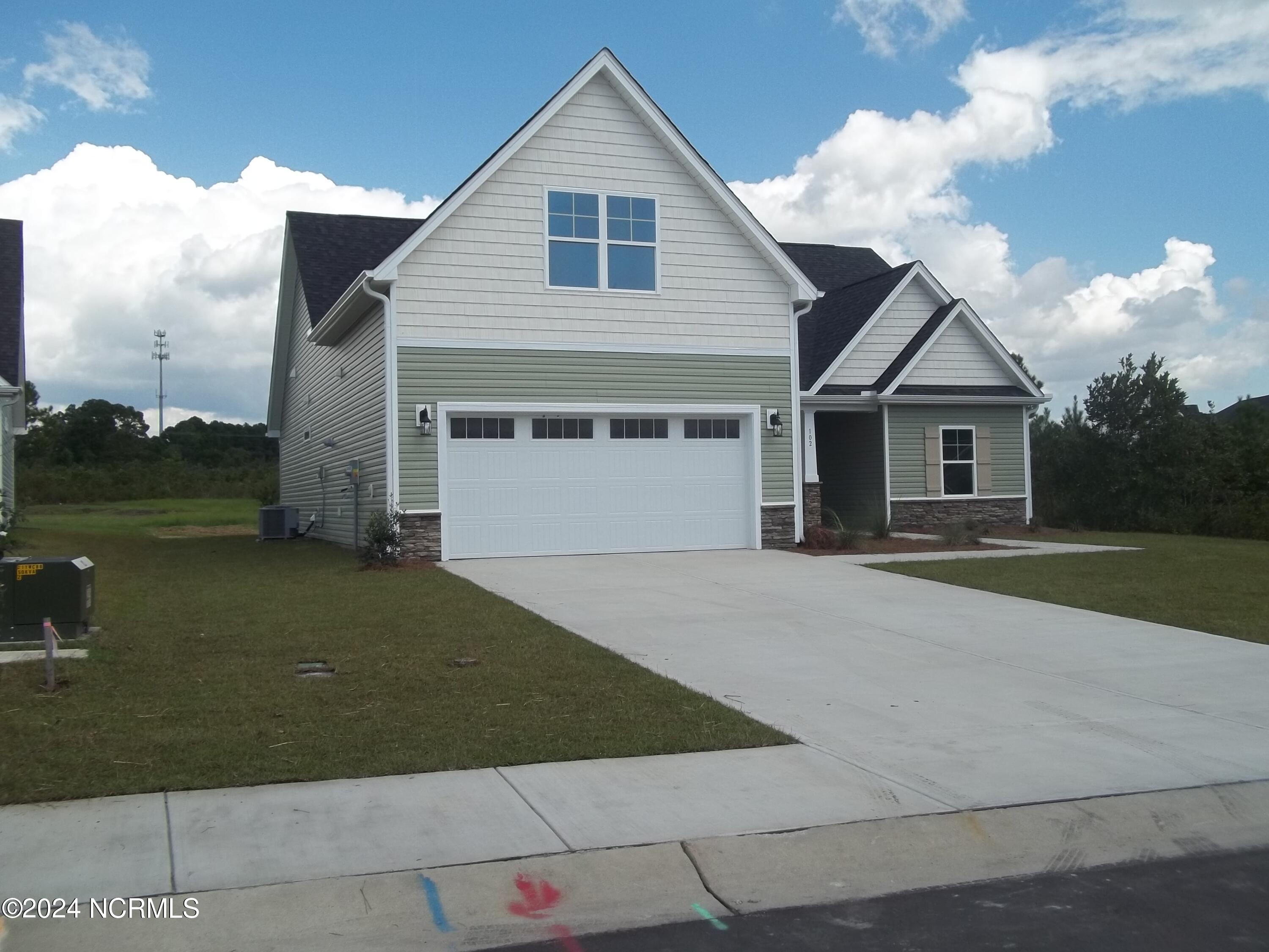 102 Paver Lane Hampstead, NC 28443 - Photo 4 of 48 100_5682