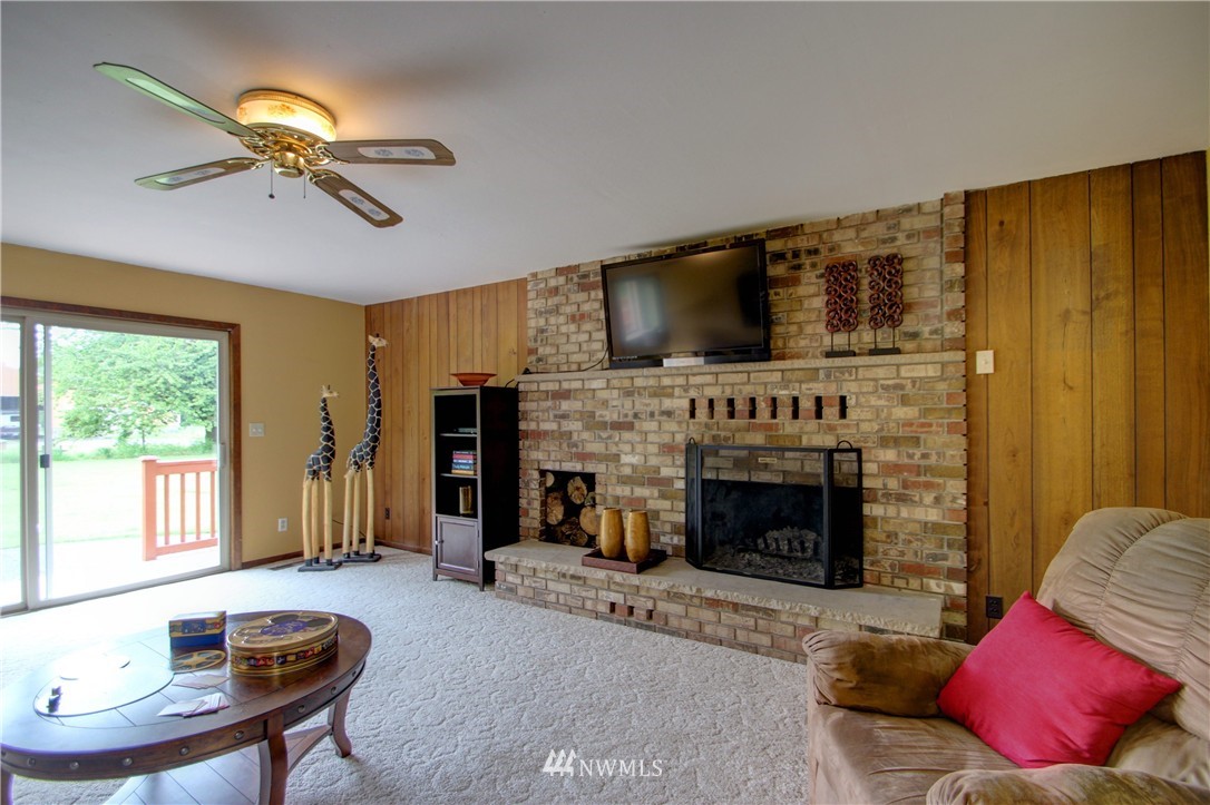 9598 Avon Allen Road Bow, WA 98232 - Photo 8 of 21 Gallery Image 8
