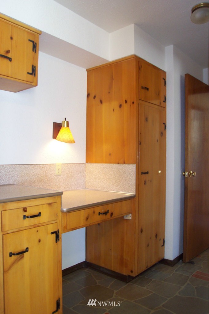 3305 Carpenter Road Southeast Lacey, WA 98503 - Photo 6 of 15 Gallery Image 6