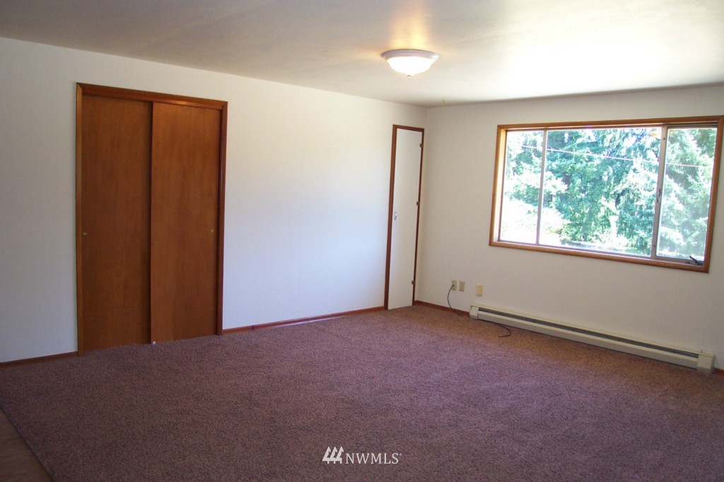 3305 Carpenter Road Southeast Lacey, WA 98503 - Photo 9 of 15 Gallery Image 9