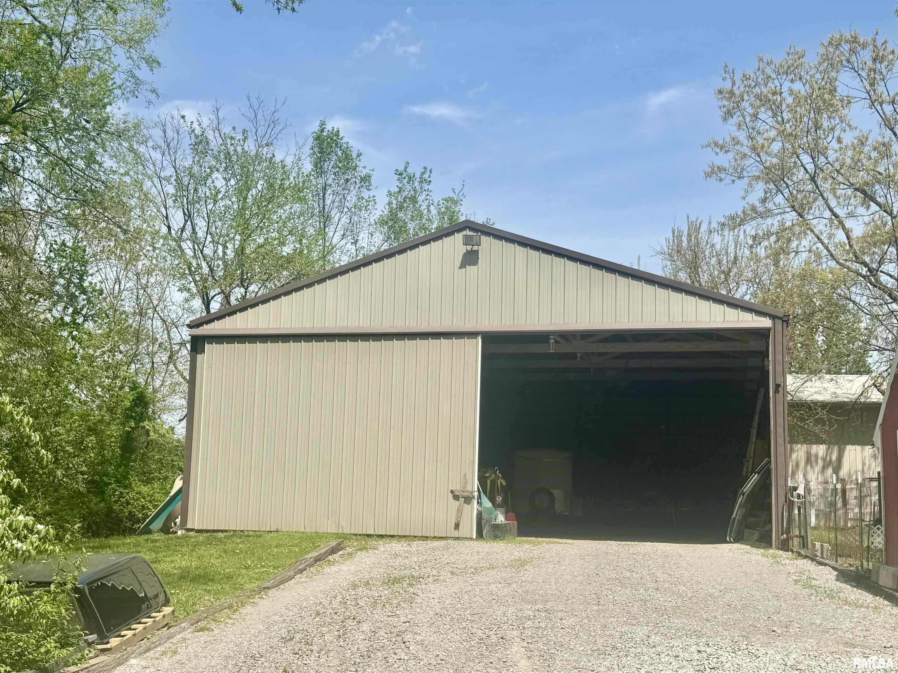 15013 Circle M Road Sesser, IL 62884 - Photo 29 of 34