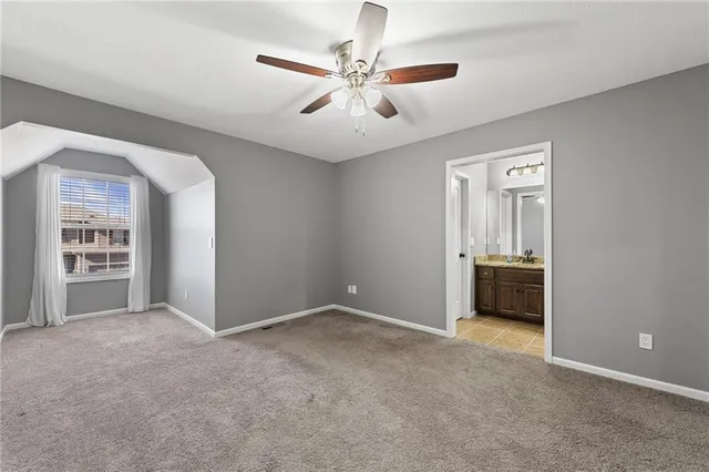 $584,900 | 9539 North Kentucky Avenue, Kansas City, MO 64157