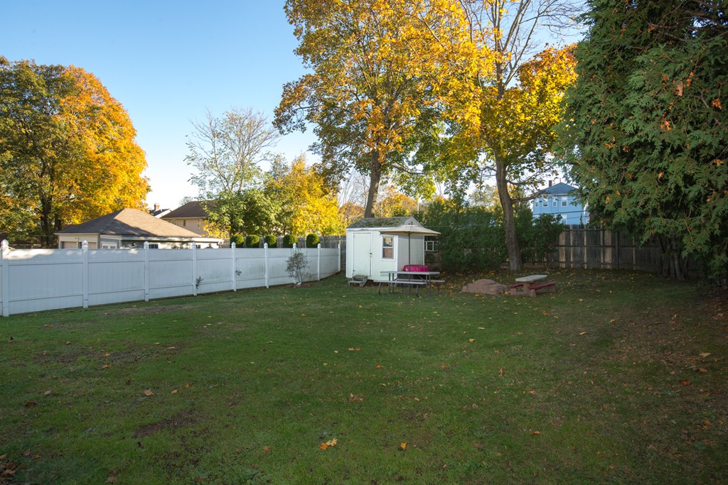 21 Ekman Street Worcester, MA 01607 - Photo 3 of 28 Gallery Image 3