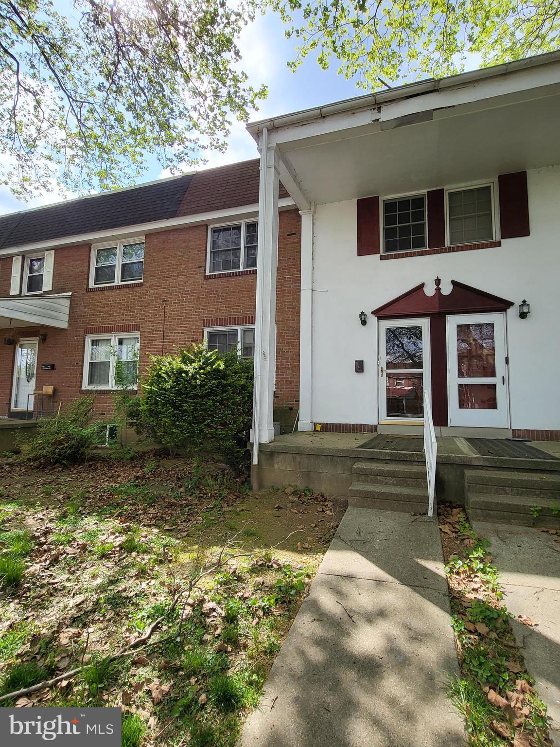 208 Sycamore Road Reading, PA 19611 - Photo 1 of 21