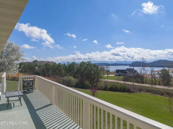 $839,900 | 2020 Ranch Road, Dandridge, TN 37725