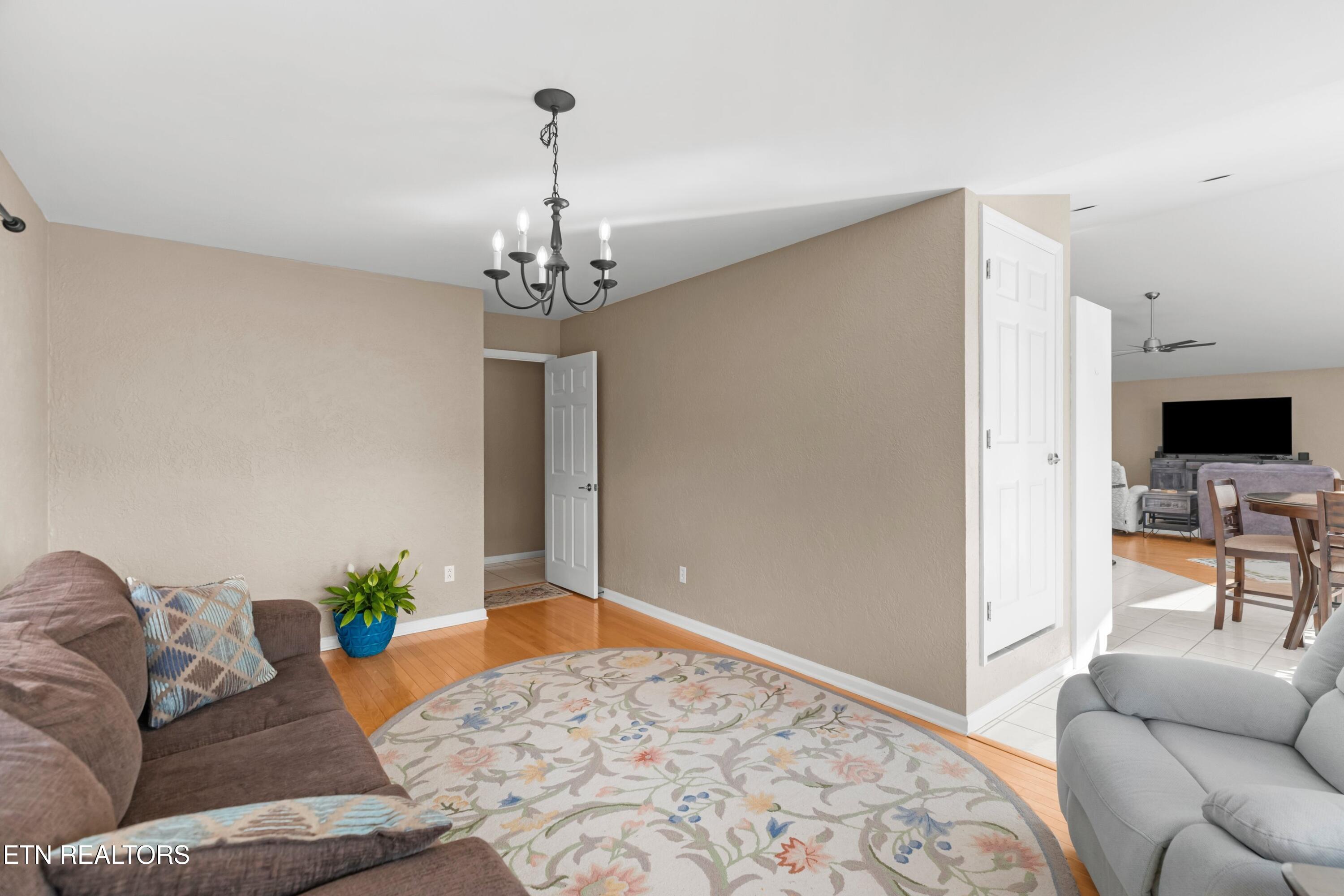 2020 Ranch Road Dandridge, TN 37725 - Photo 29 of 59 029-2020RanchRoad-Dandridge-TN-37725-SMA