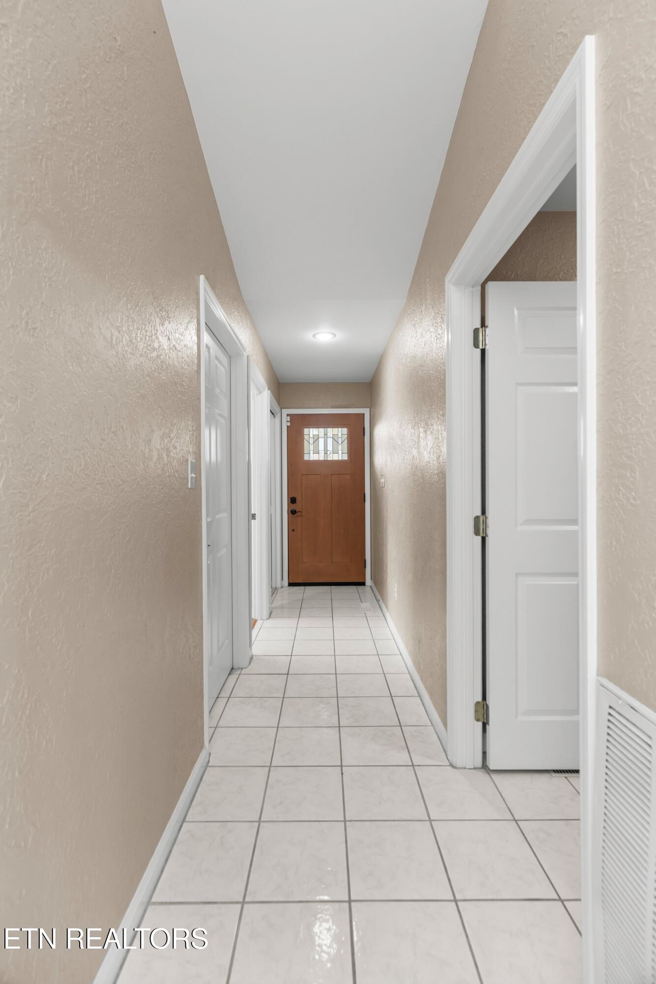 2020 Ranch Road Dandridge, TN 37725 - Photo 30 of 59 027-2020RanchRoad-Dandridge-TN-37725-SMA