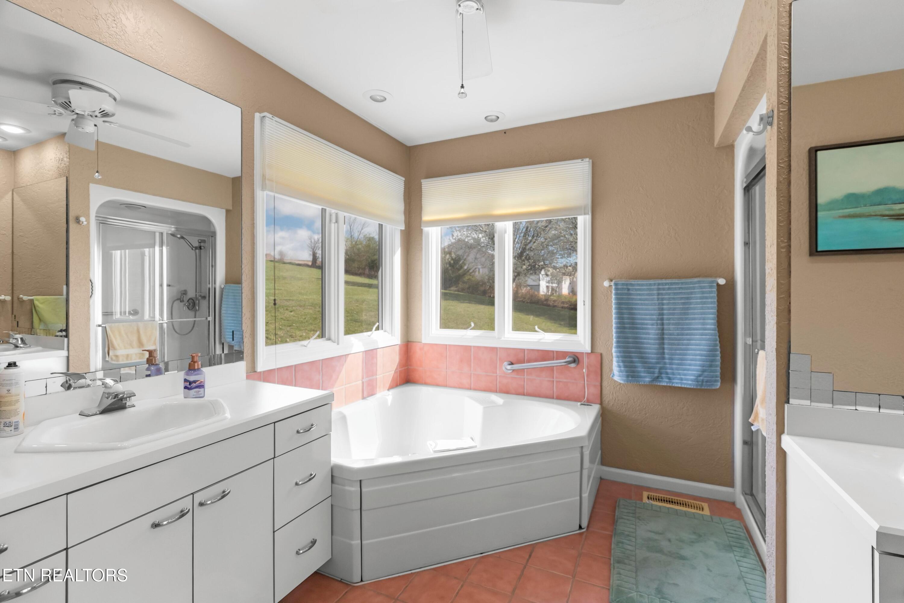 2020 Ranch Road Dandridge, TN 37725 - Photo 34 of 59 018-2020RanchRoad-Dandridge-TN-37725-SMA