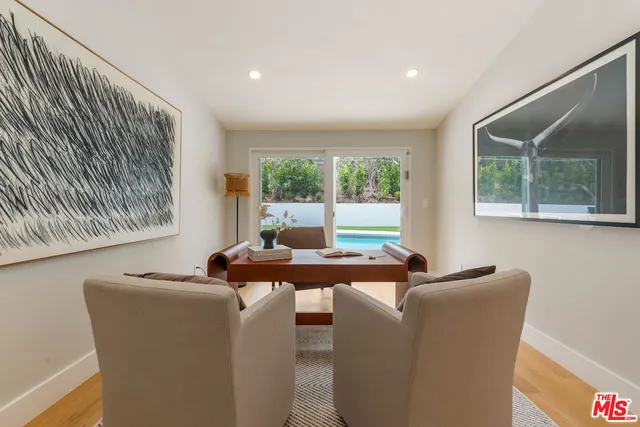 $2,099,000 | 20748 Burbank Boulevard, Woodland Hills, CA 91367