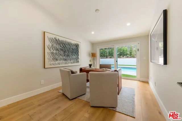 $2,099,000 | 20748 Burbank Boulevard, Woodland Hills, CA 91367