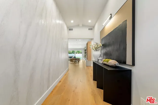 $2,099,000 | 20748 Burbank Boulevard, Woodland Hills, CA 91367