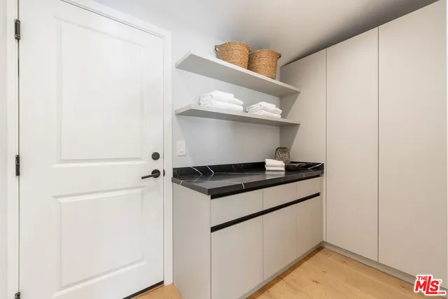 $2,099,000 | 20748 Burbank Boulevard, Woodland Hills, CA 91367