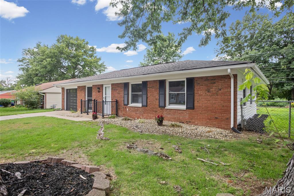 405 Todd Lane Belleville, IL 62221 - Photo 3 of 22