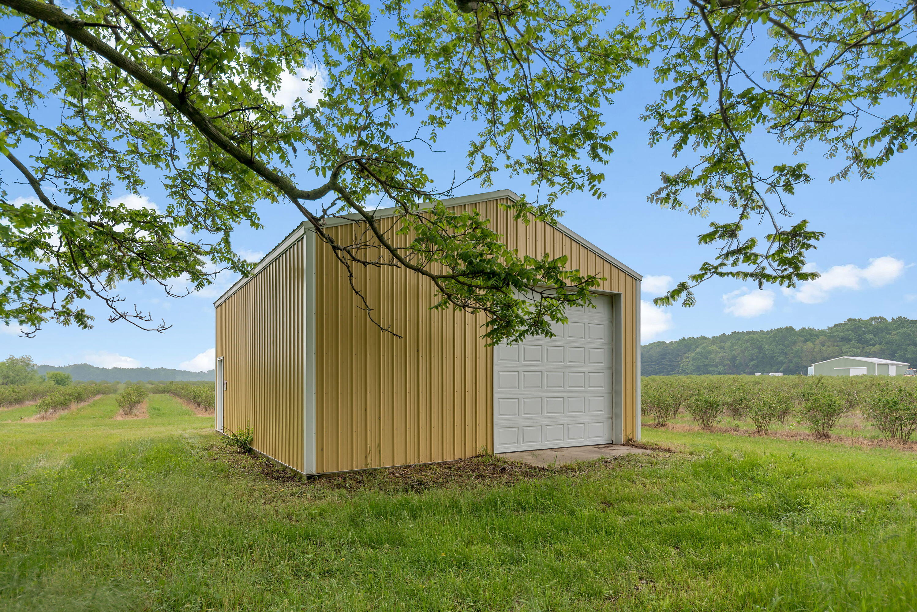 2031 Lynch Road Benton Harbor, MI 49022 - Photo 9 of 10 4