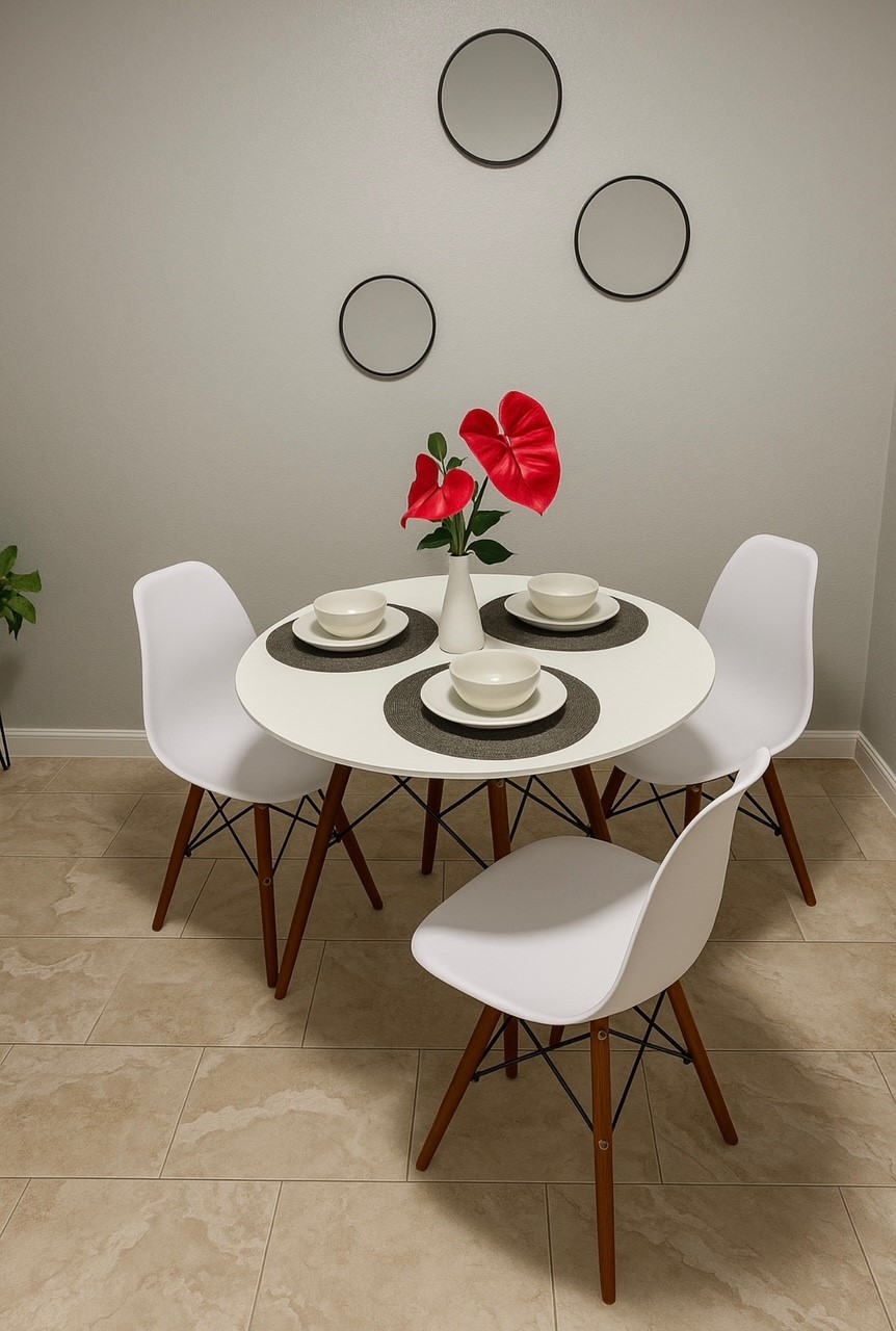 3316 North MacGregor Way, Unit 4 Houston, TX 77004 - Photo 4 of 37 a view of a dining room with furniture and wooden floor