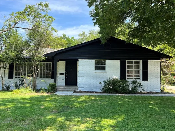 $2,900 | 3603 Vinecrest Drive, Dallas, TX 75229