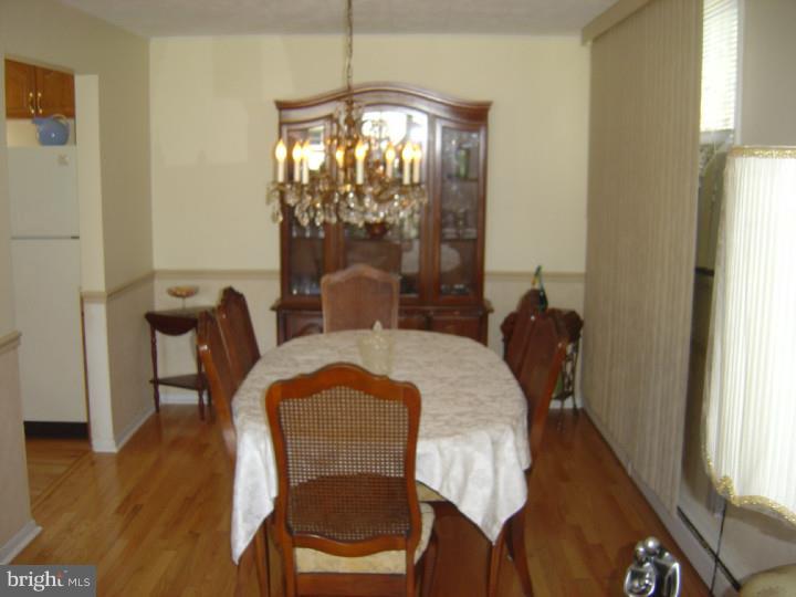 617 Cambridge Road Brookhaven, PA 19015 - Photo 7 of 18 Dining Room