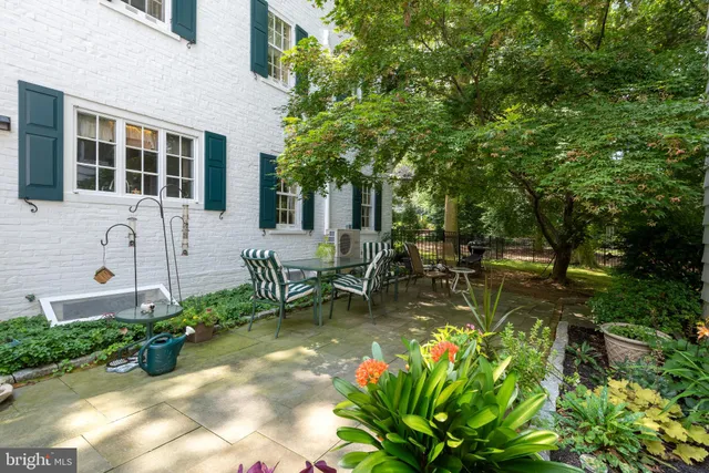 $925,000 | 2005 Millersville Pike, Lancaster, PA 17603